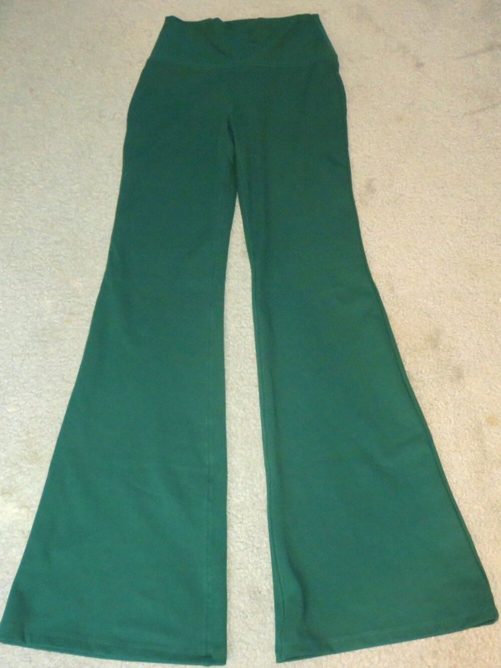 Wild Fable Dark Green Butter Bliss High Waist Flare Leggings Size Medium